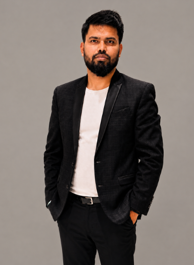 Ravi Gola, CEO & Co-Founder of Techmave Software
